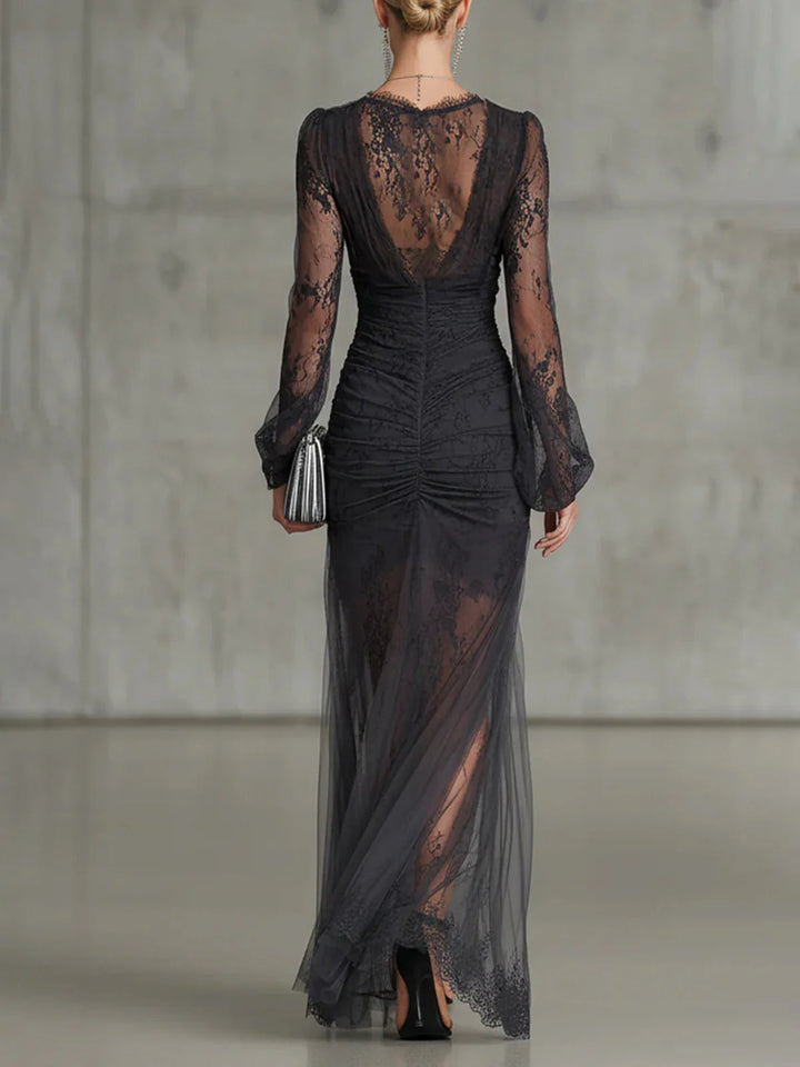 Laura | Maxikleid geraft aus Spitze dunkelgrau