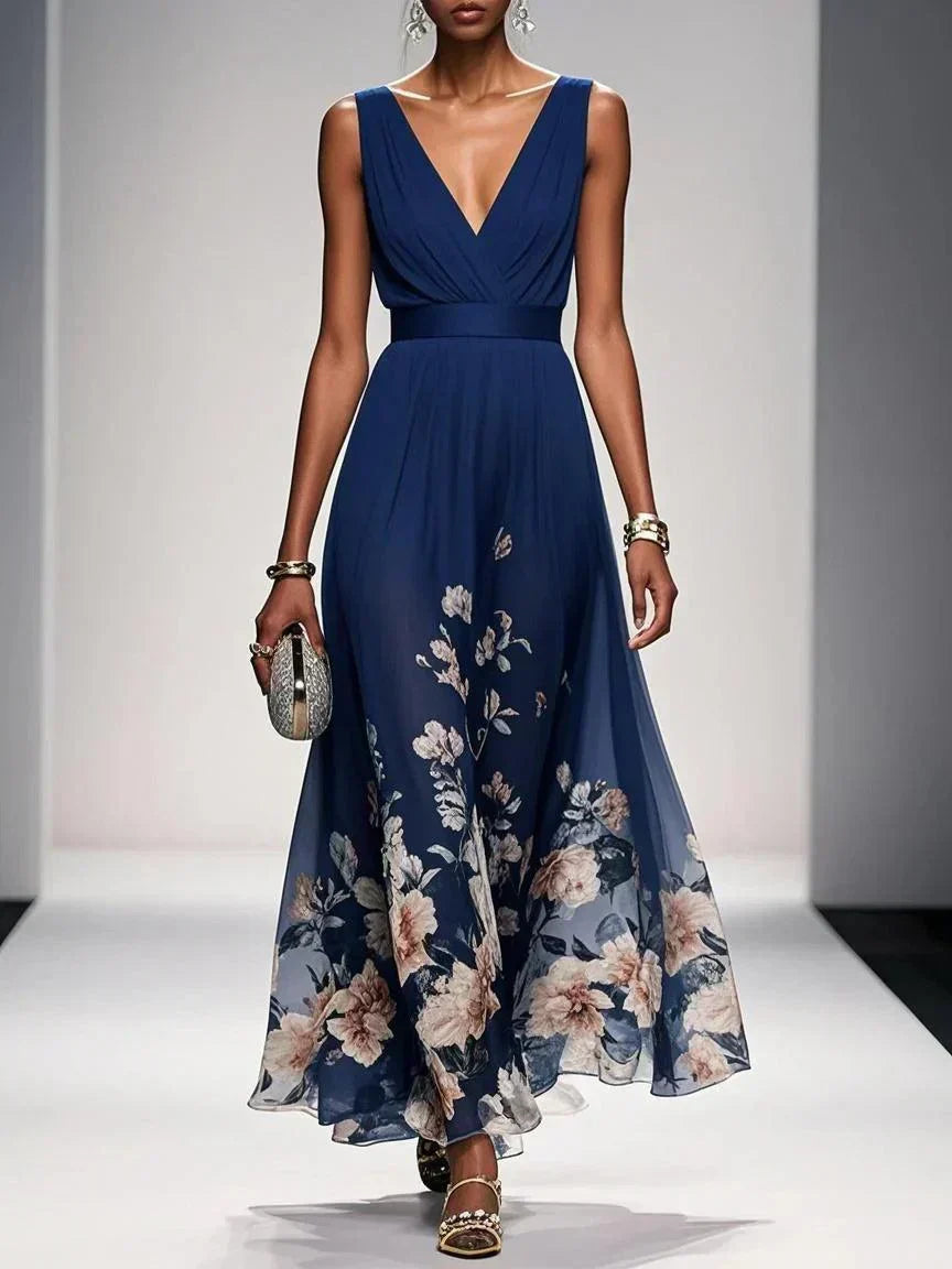 Paula | Maxikleid aus Chiffon mit Blumen hellblau und V-Ausschnitt