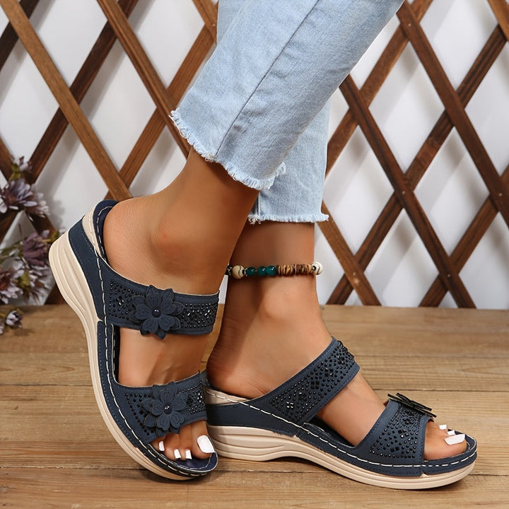 Charlotte | Bequeme Keilsandalen