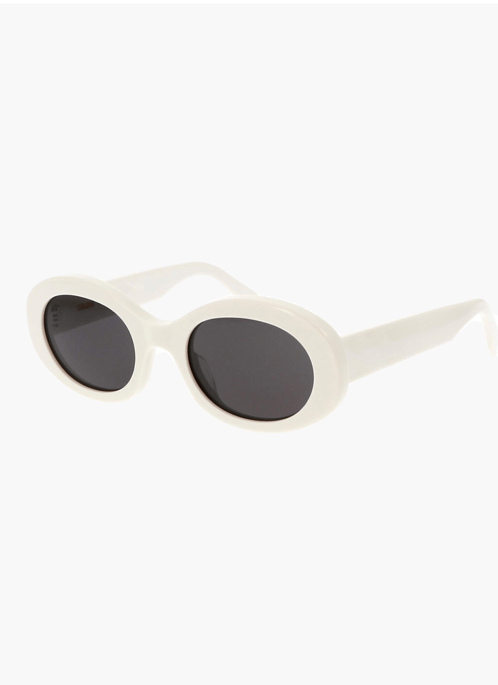 Elegante Sonnenbrille mit ovaler Fassung