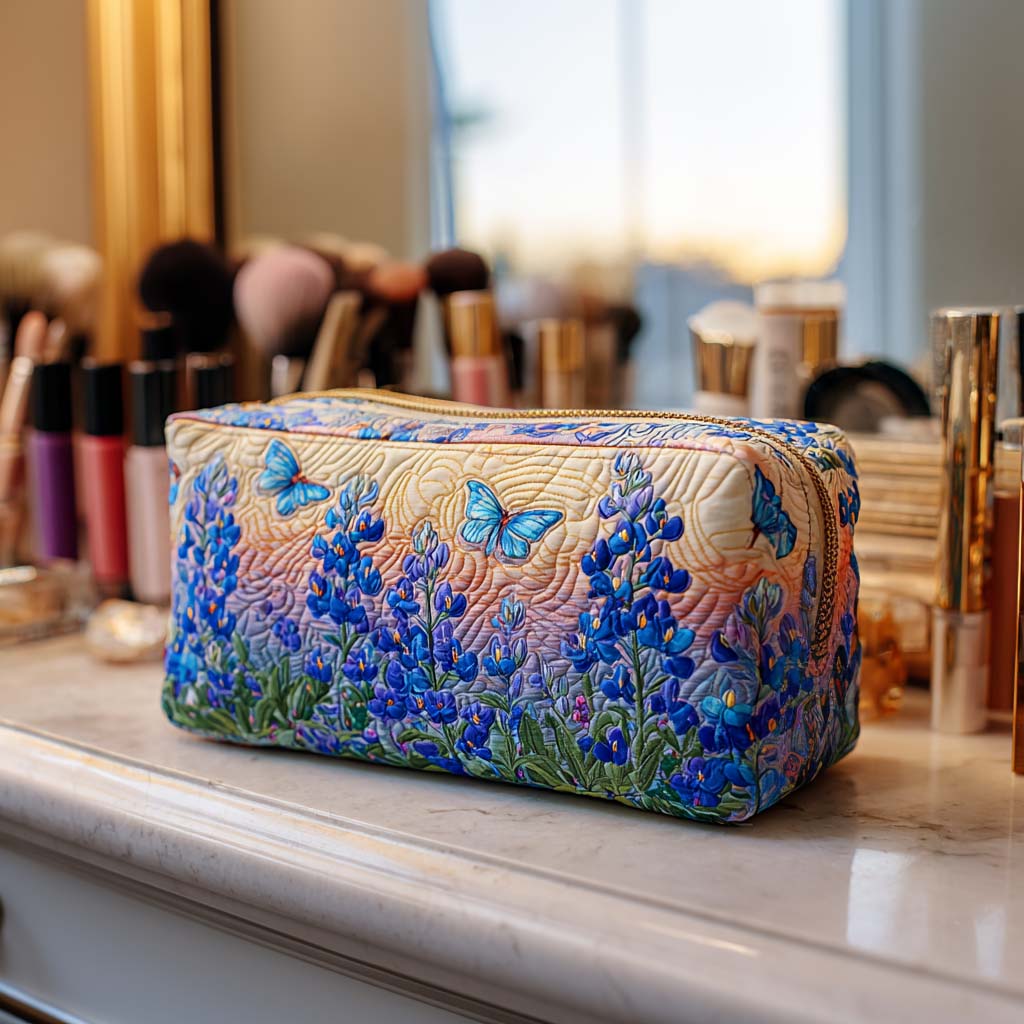 Gesteppte Kosmetiktasche mit blauem Muster