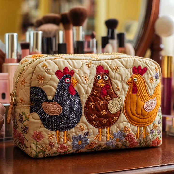 Gesteppte Kosmetiktasche mit dekorativem Huhn