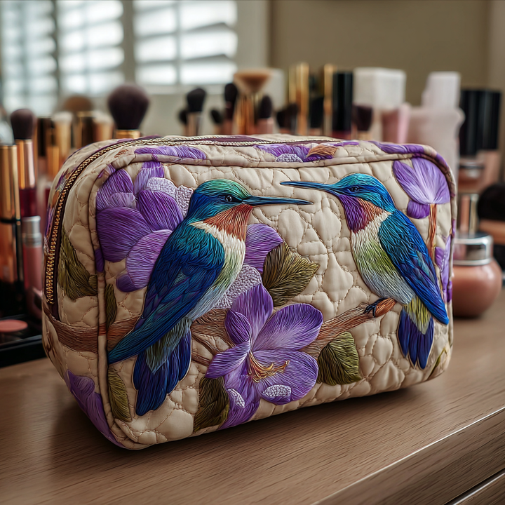 Gesteppte Kosmetiktasche mit zartem Kolibri