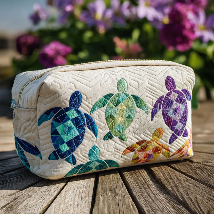 Gesteppte Kosmetiktasche mit Meereswellen