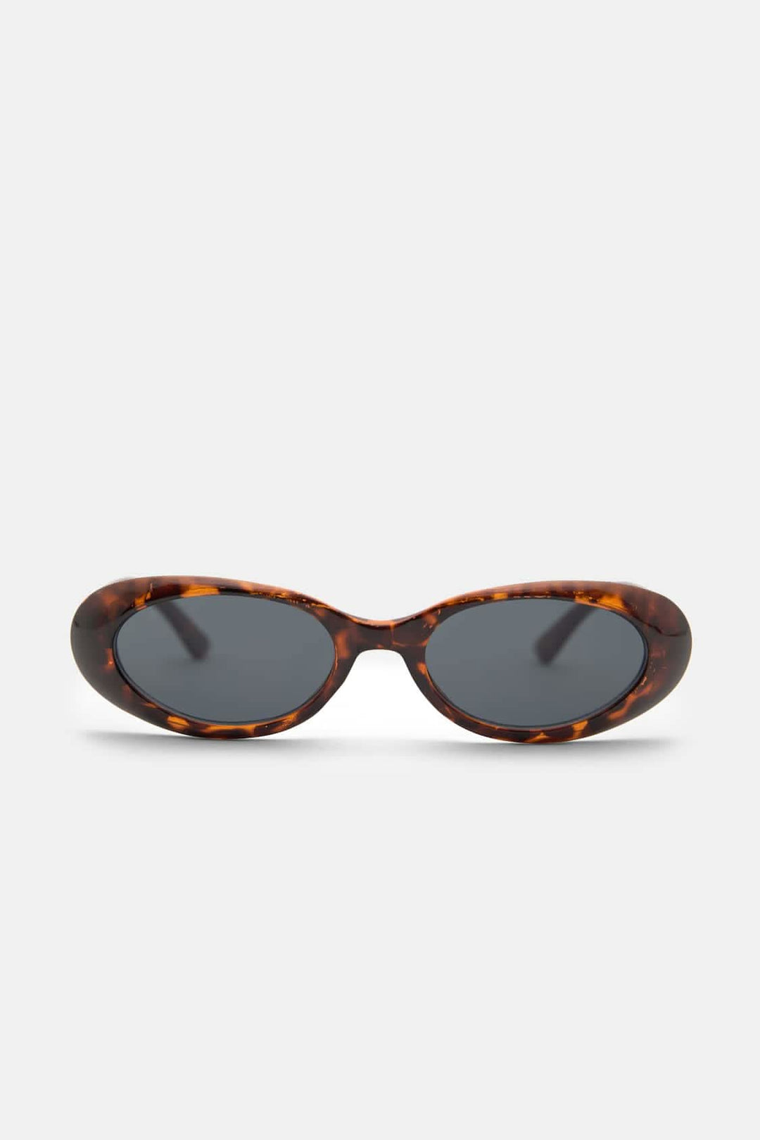 Elegante Sonnenbrille im Retro-Design