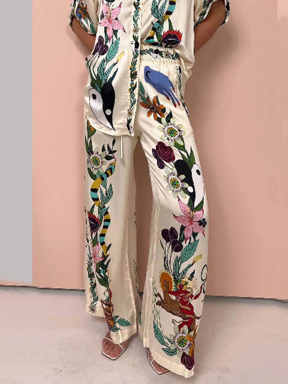 Selma | Blusen- und Hosenset aus Satin mit Print einzigartig, Stil Resort