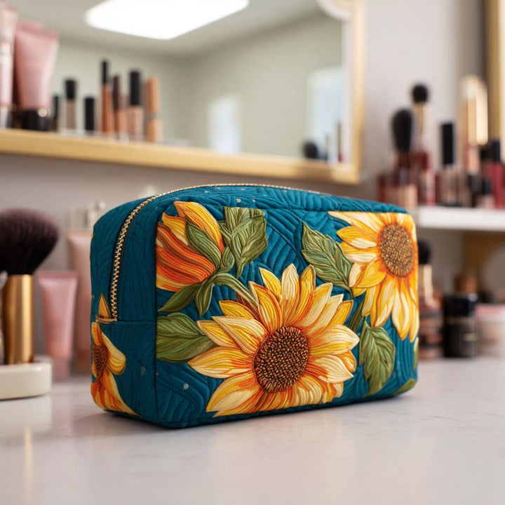 Gesteppte Kosmetiktasche mit fröhlicher Blume