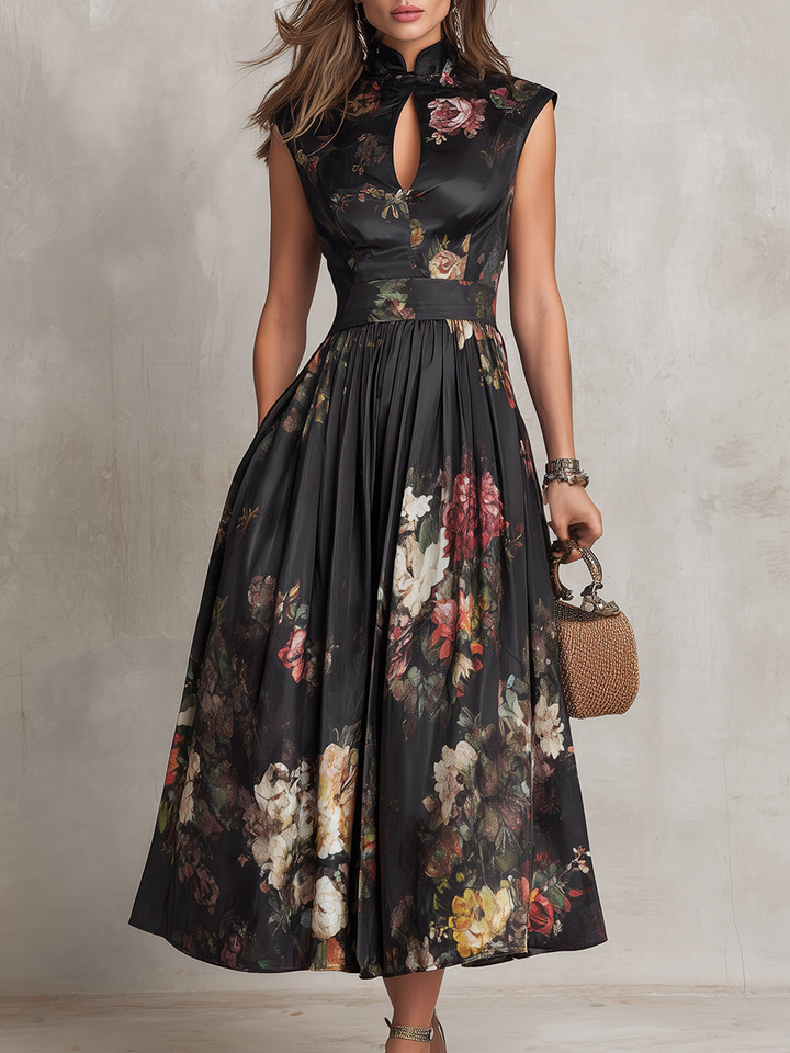 Greta | Midikleid plissiert aus Satin mit Blumenmuster schwarz