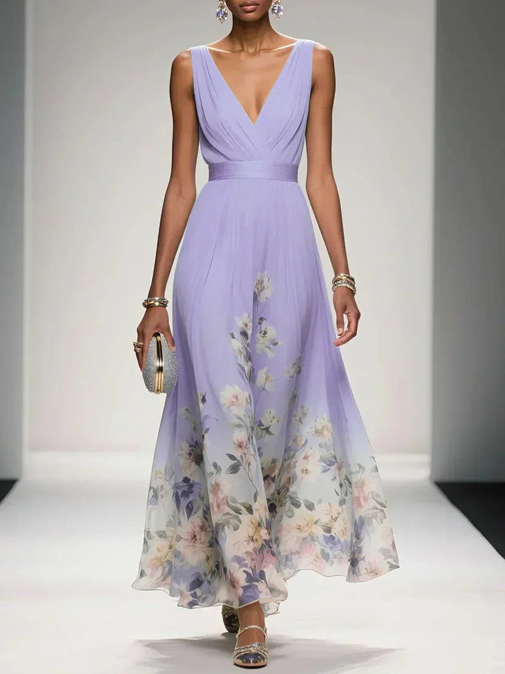 Paula | Maxikleid aus Chiffon mit Blumen hellblau und V-Ausschnitt