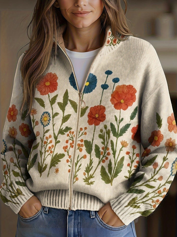 Andrea | Strickjacke mit Wildblumenmuster