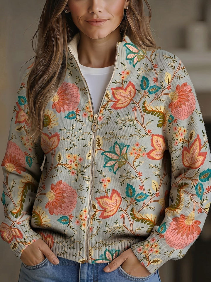 Petra | Strickjacke mit floralem Gartenmuster